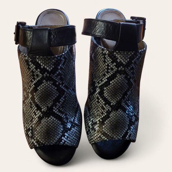 Vionic Kaia Snake Ankle Strap Heels - Size 6.5 - Picture 8 of 14